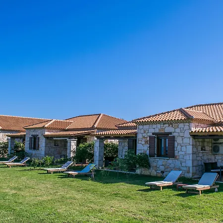 Kavos Psarou Villa *
